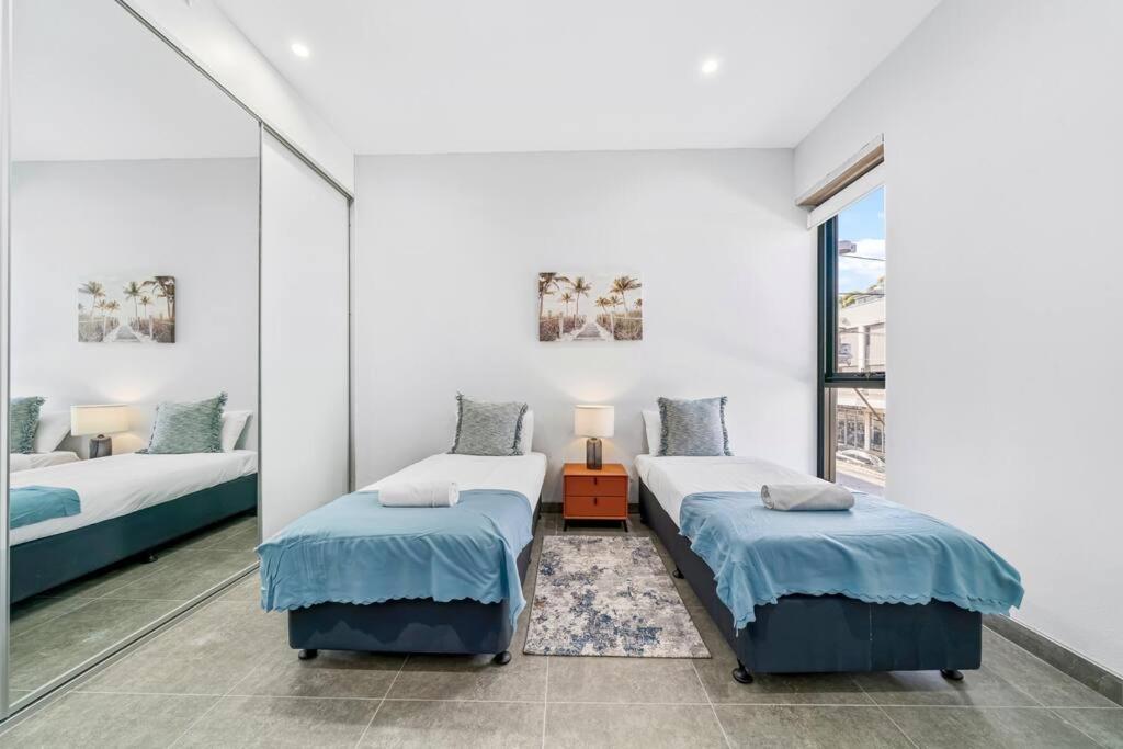 King's Deluxe In Newtown * Sydney